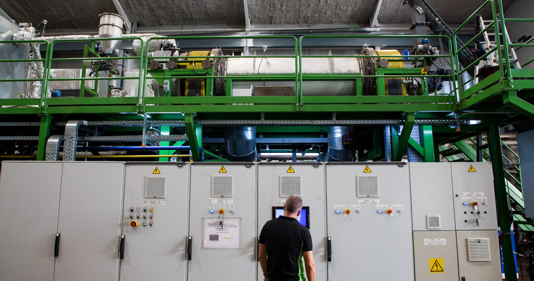 Roh­stoff­ge­win­nung durch Pyro­ly­se- und Vergasungsprozesse