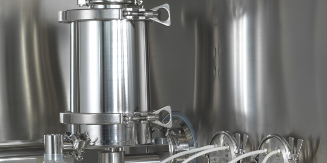 Flachboden-Dosiergerät in Isolator: