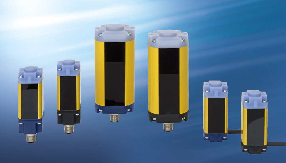 Die neuen Sicherheitslichtschranken der Baureihe SLB 240/440/450 mit integrierter Auswertung zeichnen sich durch eine extrem kleine Bauform aus.