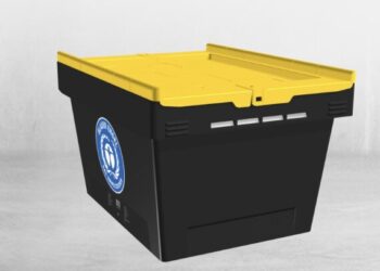 Mehr­weg­be­häl­ter­se­rie mit Umwelt­zei­chen „Blau­er Engel“ zertifiziert