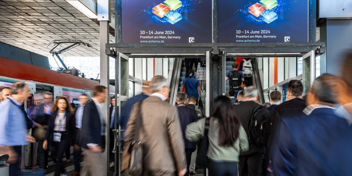 ACHEMA 2024 — Auf­ruf zur inter­na­tio­na­len Zusammenarbeit