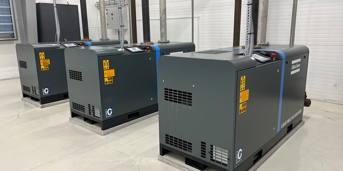 Vakuumpumpen in Produktion von EPS-Boxen