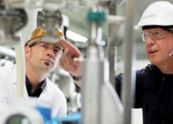 GMP-Kon­for­mi­tät für Biopharma