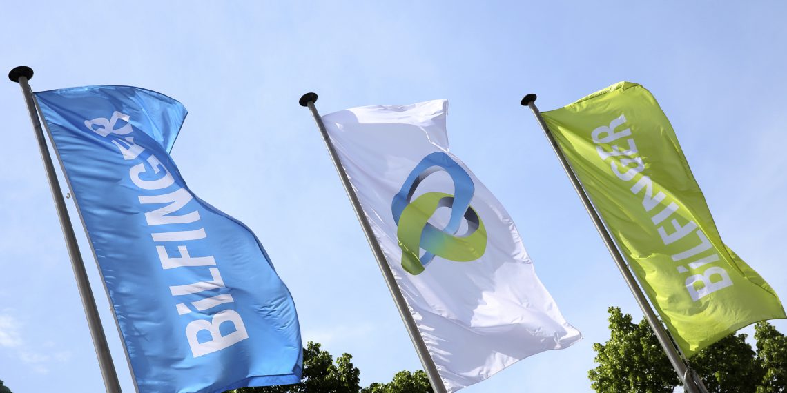 Die Bilfinger Konzernfarben bringen Erfahrung und Innovationsfreude zusammen: das Blau steht für Kontinuität, das Grün für Frische und Dynamik. Bild: Bilfinger SE