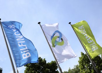 Die Bilfinger Konzernfarben bringen Erfahrung und Innovationsfreude zusammen: das Blau steht für Kontinuität, das Grün für Frische und Dynamik. Bild: Bilfinger SE