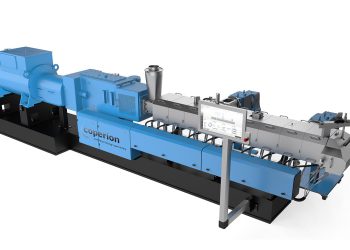 Der ZSK 70 Mc18-Doppelschneckenextruder, den Coperion auf der K 2019 präsentiert, besitzt einen Schneckendurchmesser von 70 Millimeter und ist mit zahlreichen Features ausgestattet, die das Handling verbessern und die Effizienz beim Compoundieren und Recyceln steigern. (Bild: Coperion)