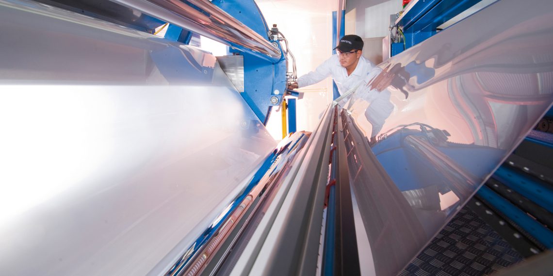 Covestro will seine globalen Produktionskapazitäten für Spezialfolien erweitern, um die steigende Nachfrage in allen Regionen zu decken.