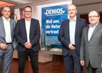 Von links: Horst Rose, Vorstand Denios, Thomas Krekeler, CEO Robiotik, Andreas Roither, Director Innovation Denios, Udo Roth, Denios-Projektmanager