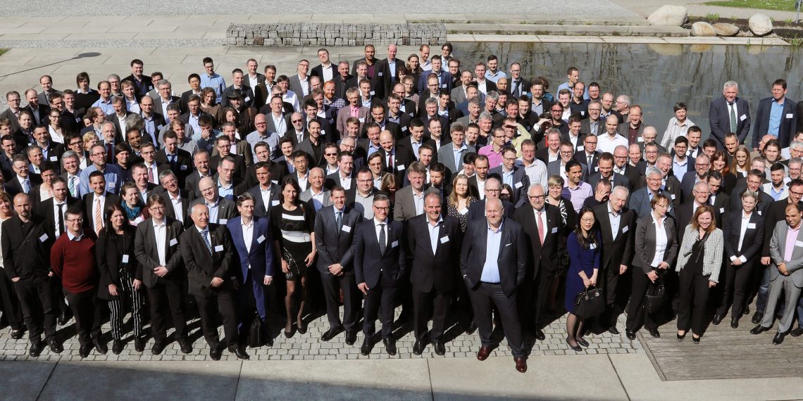 Beim Innovatorentreffen in Denzlingen bei Freiburg werden die Erfinder von Endress+Hauser geehrt.