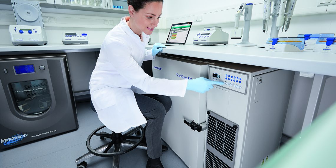 Eppendorf CryoCube® F101h ULT-Gefrierschrank: Kompakte und grüne -80°C