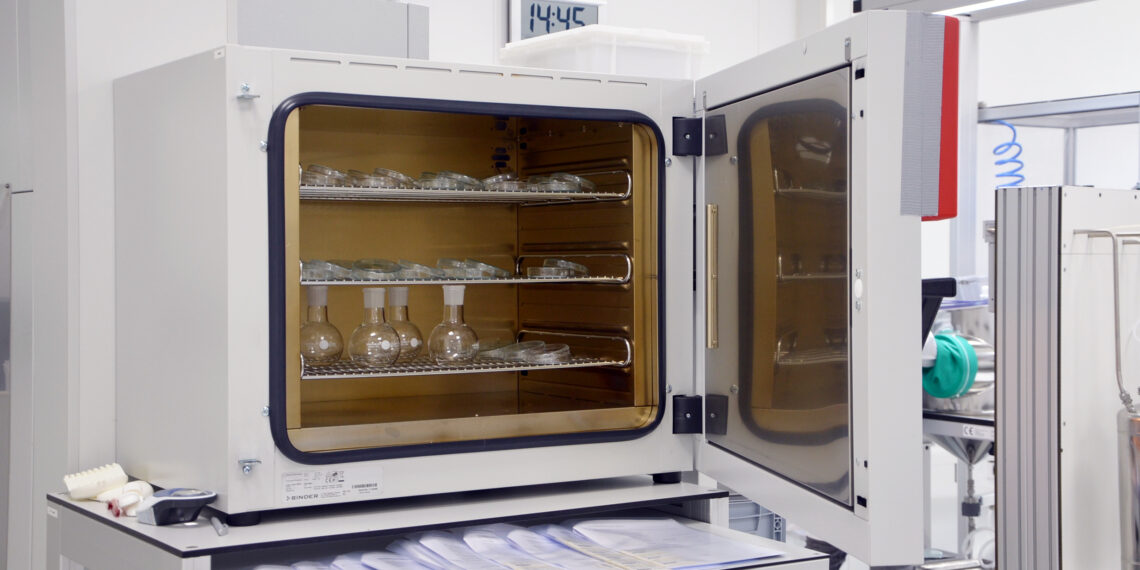 Hält tro­cken und warm