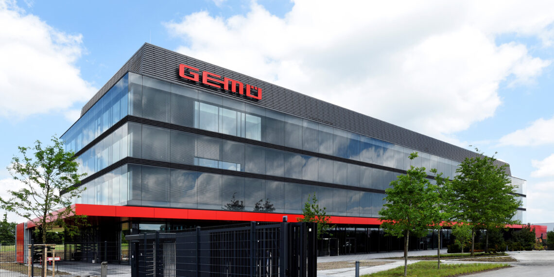 60-jäh­ri­ges Jubi­lä­um und neu­es Headquarter