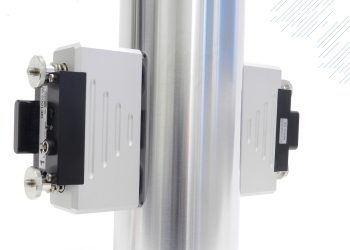 Die Magnet-Aufpresssensoren des Systems QE1008 W erfassen die Dehnung der Holme an Spritzgießmaschinen. (Bild: Gefran)