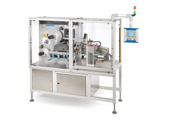 Das System ermöglicht den vollflächigen digitalen Vollfarbdruck auf weißen Etiketten und die optimale Zuordnung zu derjenigen Verpackung, für die das komplett individualisierte Etikett bestimmt ist. (Bild: Herma)