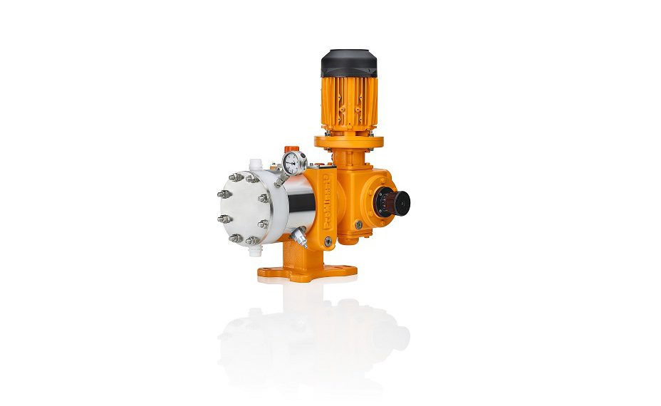 Als robuste Hydraulik-Membrandosierpumpen erfüllen die Orlita Evolution mit Dosierköpfen aus PVDF und PVC höchste Sicherheitsanforderungen im Leistungsbereich von 3 – 7.352 l/h bei Drücken bis 21 bar. Bild: ProMinent