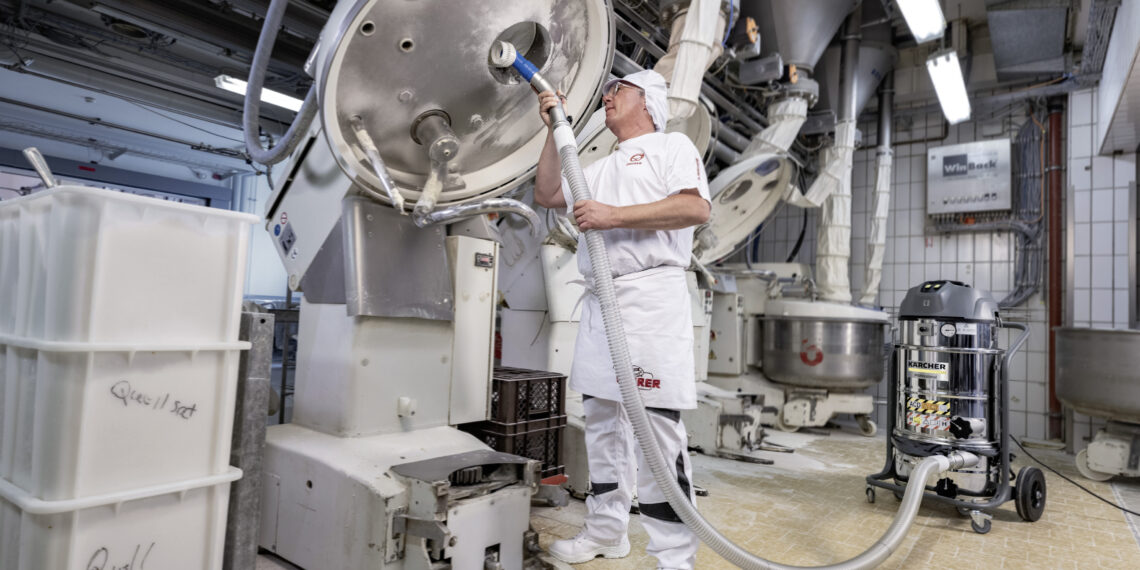 Rei­ni­gungs­lö­sun­gen für die Lebensmittelbranche