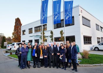 Internationale Delegation der Medizintechnik zu Besuch bei bc-technology