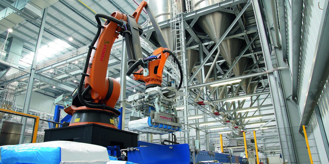 Sackpalettierung mit Doppelgabelgreifer Bild: Koch