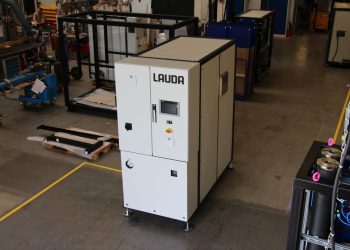 Aufheizen und Abkühlen eines Spezialreaktors, um eine Massen- und Energiebilanzierung über den Wärmeträgerkreis zu erhalten. Bild: Lauda