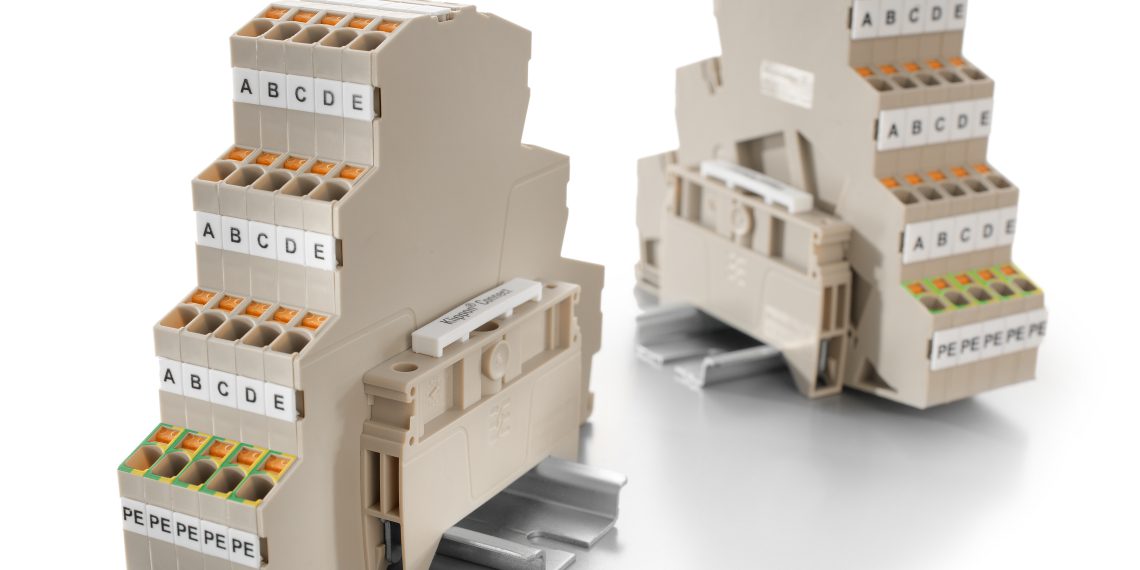 Über¬zeugendes und derzeit einmaliges Lösungskon¬zept für den Schaltschrankbau