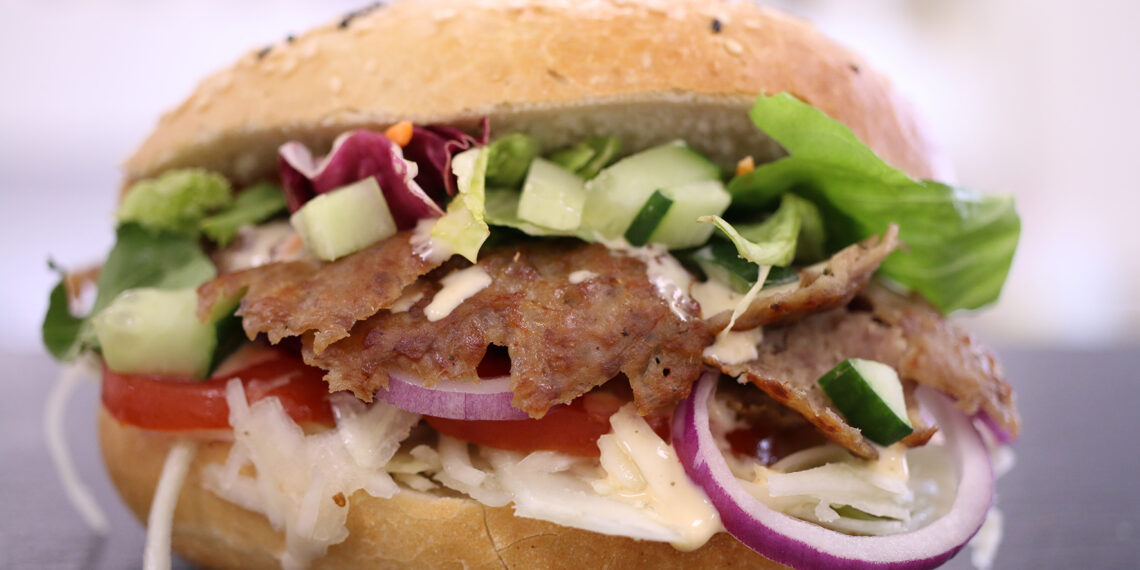 Weizenbasiertes Bindemittel für prozessstabilen und schnittfesten Drehspieß