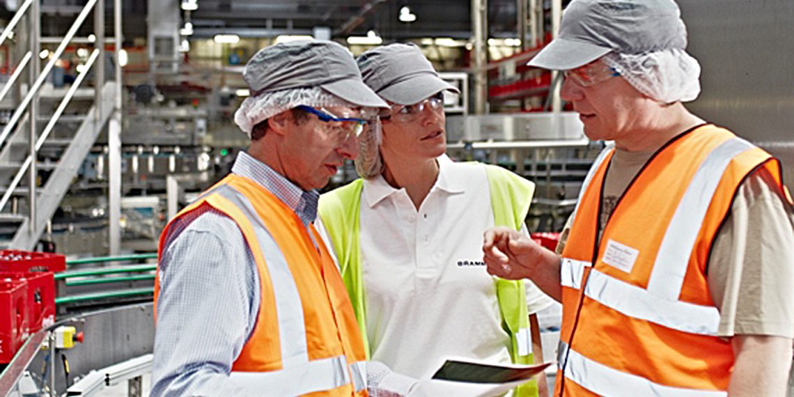 Zitec-Brammer-Experten beraten vor Ort mit ihrem technischen Fachwissen. So unterstützen MRO-Mehrwertdienstleistungen Unternehmen, die Betriebsabläufe zu optimieren und die Kosten zu senken.