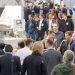 Die Dynamik der POWTECH: Große Maschinen in Aktion, Experten im Austausch. Bild: NürnbergMesse