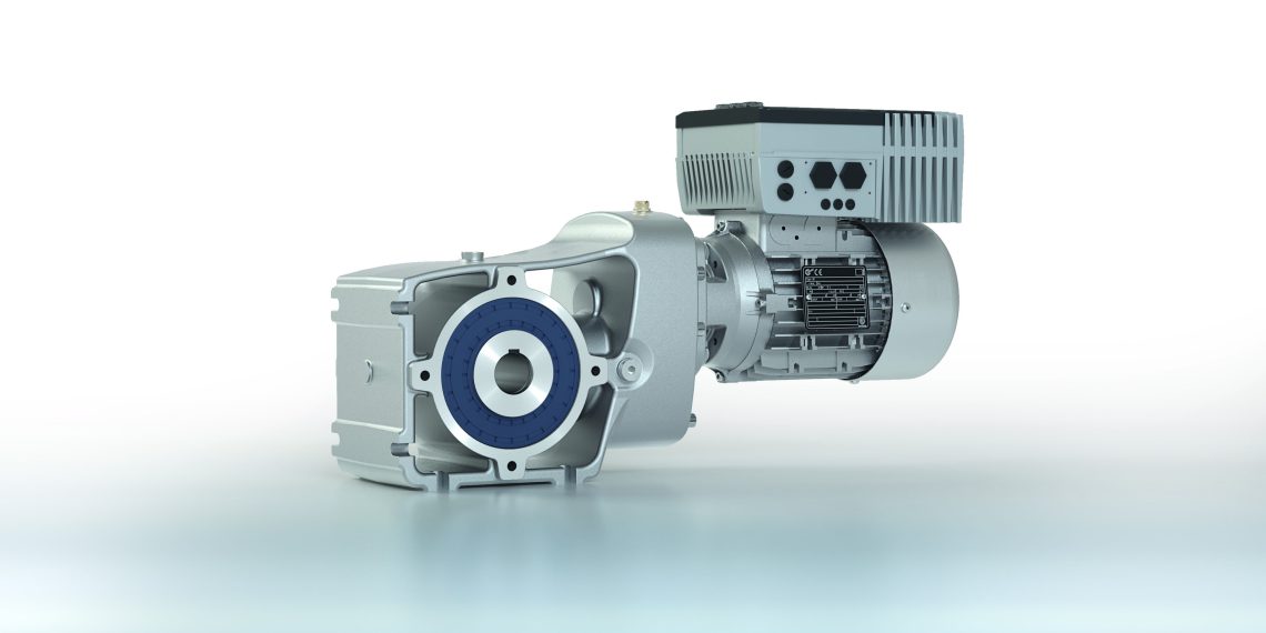 Der dezentrale Frequenzumrichter Nordac Flex SK 200E wird direkt auf dem Getriebemotor montiert, ist leicht zu warten und passt sich durch skalierbare Funktionalität an jede Kundenanwendung an. Bild: Nord