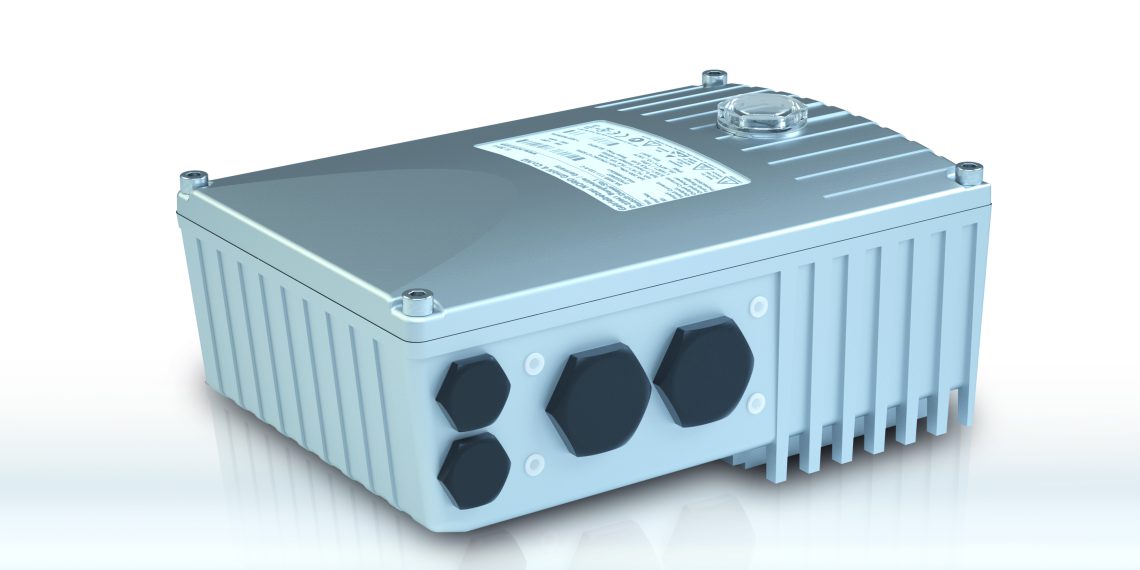 Nordac Base - SK 180E von Nord Drivesystems: Der Umrichter im robusten Design ist speziell für einfache Applikationen konzipiert und dezentral, außerhalb des Schaltschranks installierbar.