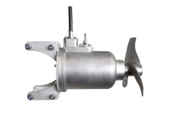 Das neu entwickelte Tauchmotorrührwerk Optimix 2A überzeugt mit einer soliden Rührleistung. (Bild: Suma Rührtechnik)