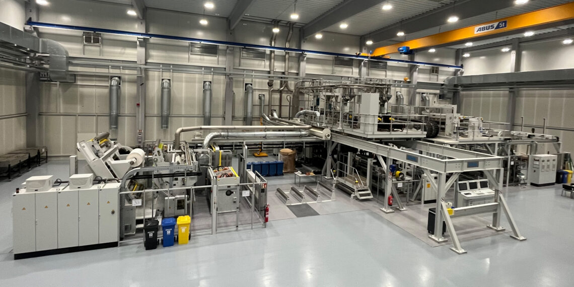 SIG feiert die Eröffnung des neuen Packaging Development Center Europa