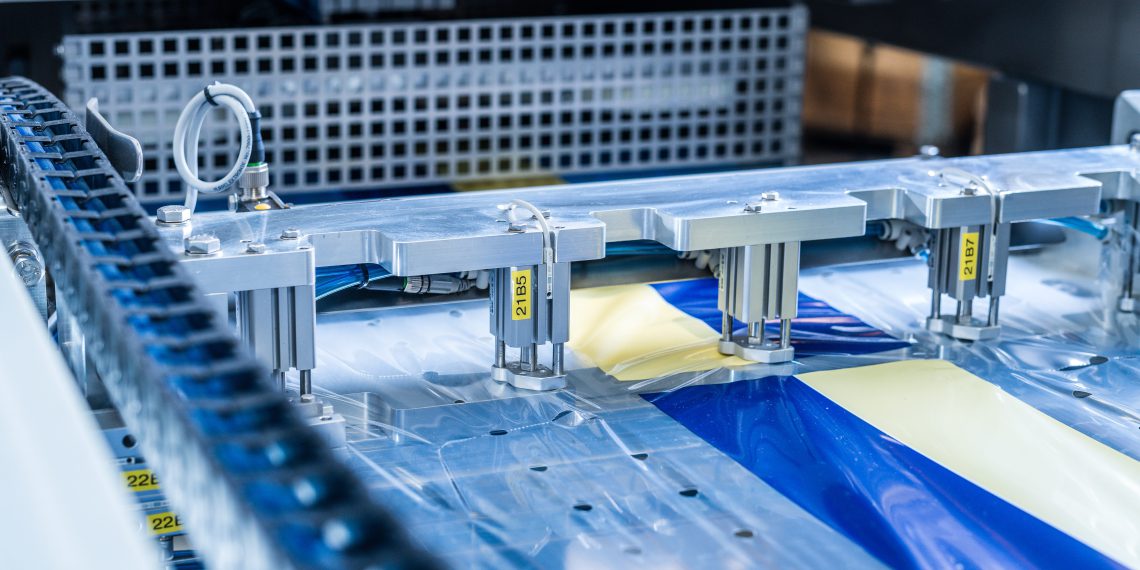 Der Systemansatz macht den Unterschied: Durchdachte Maschinenkonzepte mit IO-Link Technologie von Master bis Aktor/Sensor sind der Schlüssel für die hochflexiblen, sicheren und in jeder Losgröße wirtschaftlichen Lösungen der Industrie 4.0.