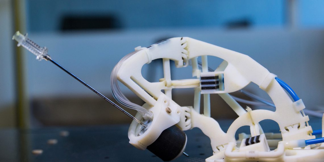 Prototyp des Medizinroboters aus dem 3D-Drucker. (Bild: Photothèque ICube/A. Morlot)