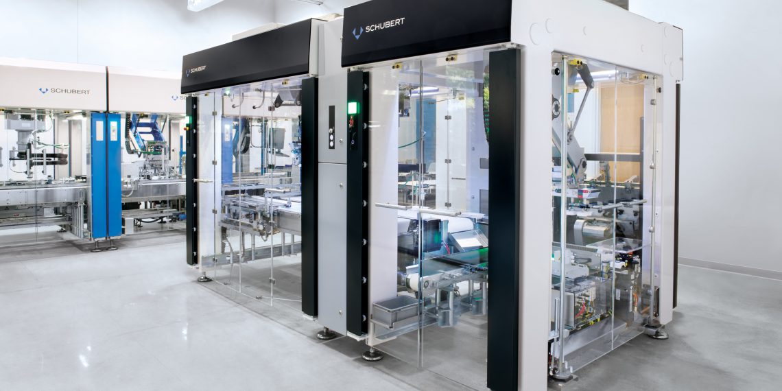 Durch das praxisnahe Schulungsangebot an den Trainingsmaschinen in Charlotte stellt Schubert einen zuverlässigen und reibungslosen Umgang mit den TLM-Anlagen sicher. Bild: Gerhard Schubert