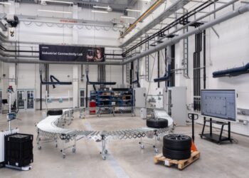 Indus­trie­la­bor tes­tet Funktechnologien