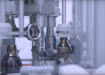 Syntegon Abfüll- und Verschließmaschine bei der Firma Klosterfrau