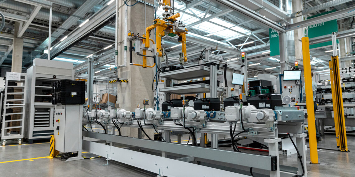 Zusam­men­ar­beit von Pum­pen­her­stel­ler und Intralogistikspezialist