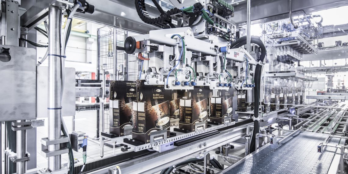 Der multifunktionale Verpackungsblock aus der Partnerschaft der KHS GmbH mit dem Verpackungshersteller Gerhard Schubert GmbH. Bild: KHS-Gruppe