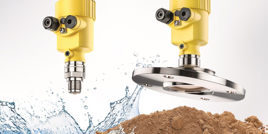 Der Vegaplus 64 für Flüssigkeiten (li.) und sein Pendant für Schüttgüter; der Vegaplus 69 (re.). Bild: Vega