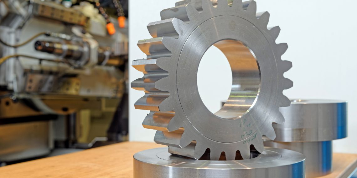 Am Anwendungsfall der Zahnradherstellung erforschen Fraunhofer-Mitarbeiter in einem internationalen Netzwerk mit Experten aus Schweden Industrie-4.0-Lösungen. Bild: Werkzeugmaschinenlabor der RWTH Aachen WZL, Peter Winandy