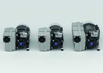 Die kompakten Baumaße und die identische Bauhöhe der drei neuen Drehschieber-Vakuumpumpen der O5-Baureihe erlauben die wahlweise Integration im gleichen Maschinentyp. Bild: Gebr. Becker