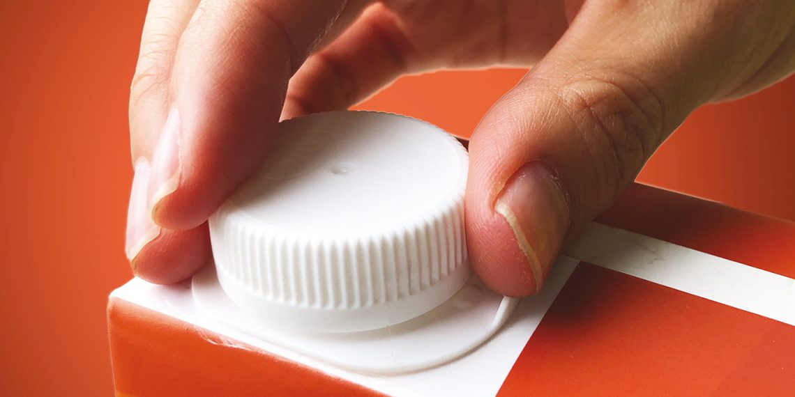 Die Markteinführung von Combi Maxx, dem neuen Verschluss von SIG, bietet Verbrauchern ein neues Maß an Komfort. (Bild: SIG)