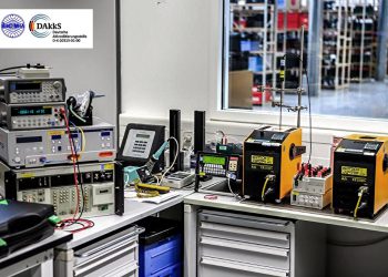 In seinem DAkkS-akkreditierten Kalibrierzentrum führt GMC-I Kalibrierungen für Messgeräte aller Hersteller nach DAkkS-, ISO- oder Werksvorgaben durch