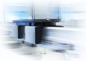 Die autonome Sensortechnologie der neuen Shuttle MSH5 Generation überwacht Kurven- und Rückwärtsfahrt sowie die Fahrstrecke. (Bild: Montratec)