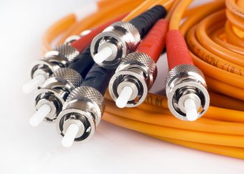 Lichtwellenleiter. (Bild: ViscoTec/shutterstock)