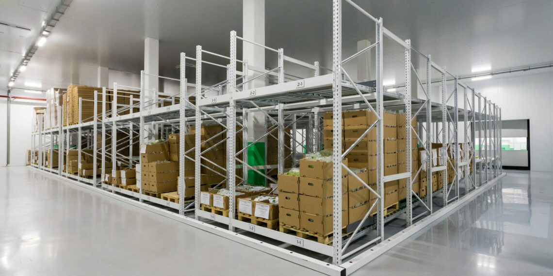 Zen­tral­la­ger für Ver­trieb eta­blier­ter Markenprodukte