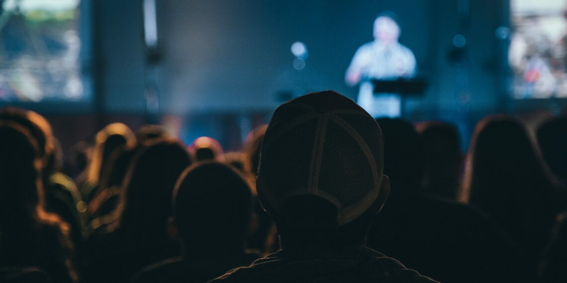 Tag der pneumatischen Fördertechnik — Von den Grundlagen bis zur Anwendung